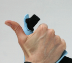 File:Thumb extension in splint.png
