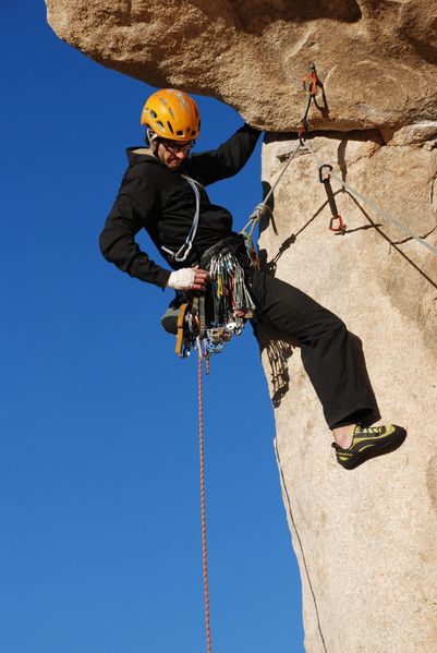 File:Traditional rock climbing .jpg