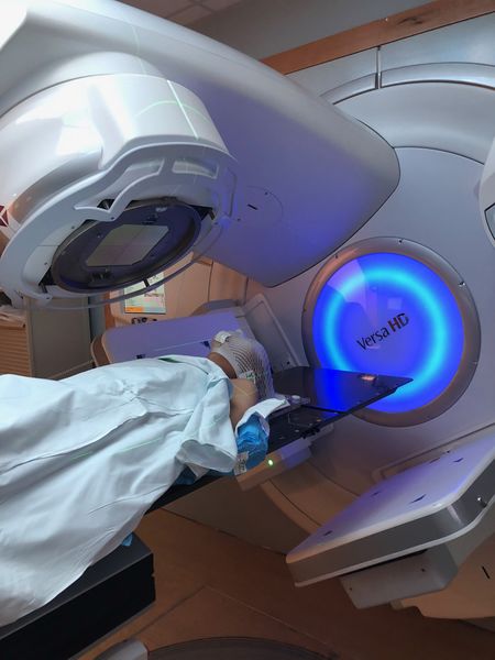 File:Radiation therapy for cancer.jpg