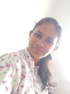 Charika’s profile picture.jpg