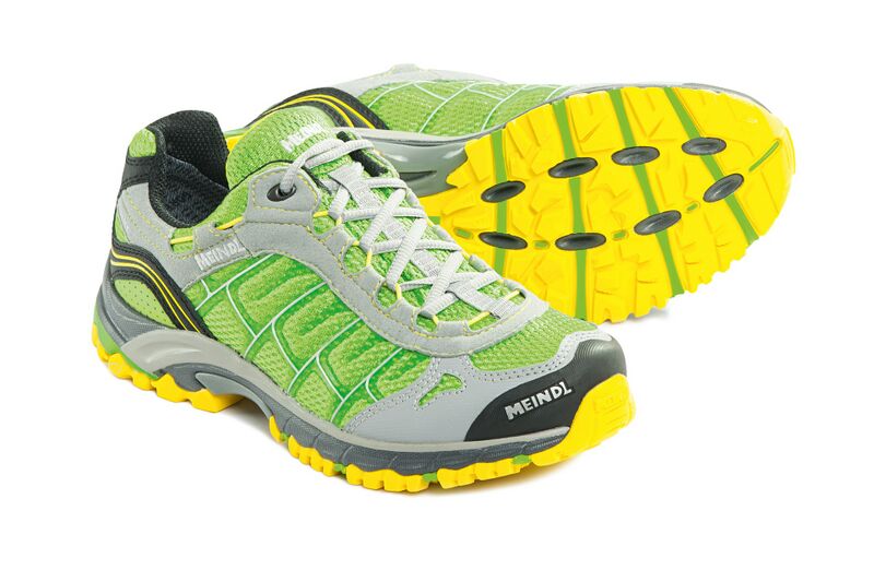File:Trail running shoes.jpg